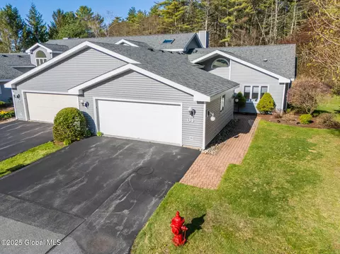 64 Crane Ct, Queensbury, NY 12804
