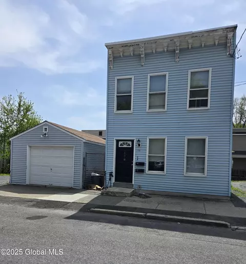 178 Spring St, Albany, NY 12203