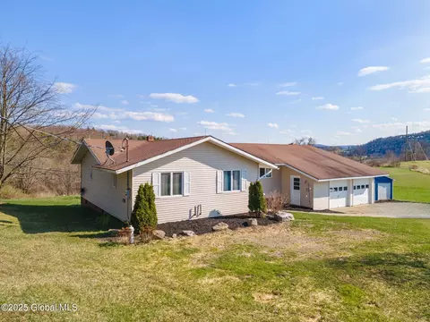 204 Philip Schuyler Rd, Cobleskill, NY 12043