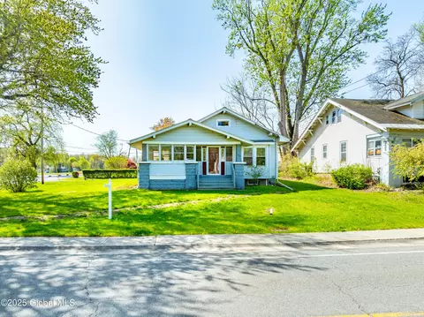 132 Hampton Ave, Rensselaer, NY 12144