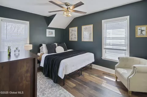 Bedroom - 1051 Keyes Ave, Schenectady, NY 12309 photo 2 of 3