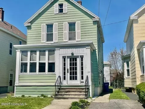 319 Mountain St, Albany, NY 12209