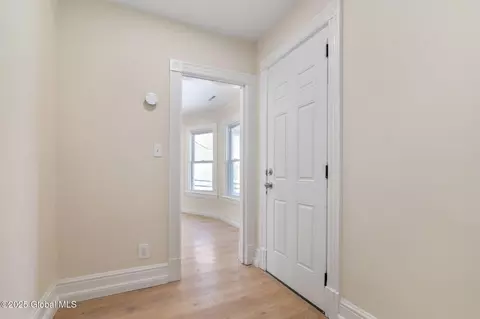 Entry Way - 5 Barney St, Schenectady, NY 12307 photo 6 of 10