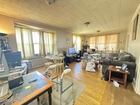 36 Northern Dr, Troy, NY 12182 photo 15