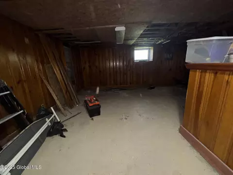 36 Northern Dr, Troy, NY 12182 photo 24