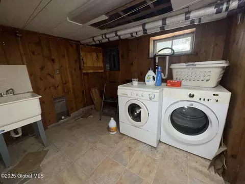 36 Northern Dr, Troy, NY 12182 photo 29
