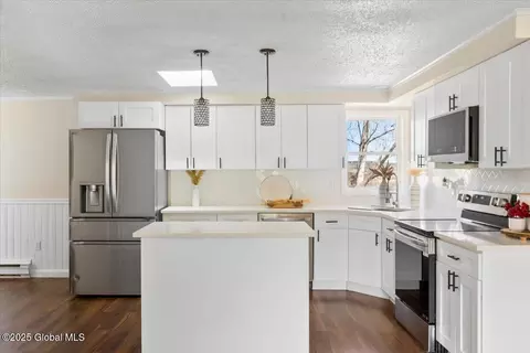 Kitchen - 113 Archer Dr, Cobleskill, NY 12043 photo 4 of 5