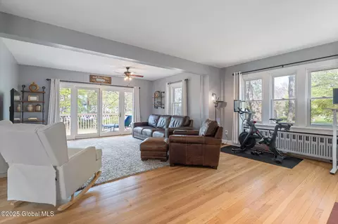 86 Elm Ave, Delmar, NY 12054 photo 5