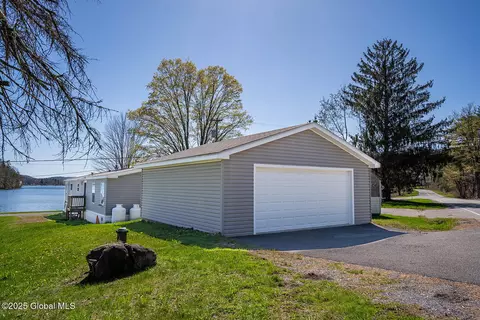 702 E Lake Rd, Argyle, NY 12809 photo 6