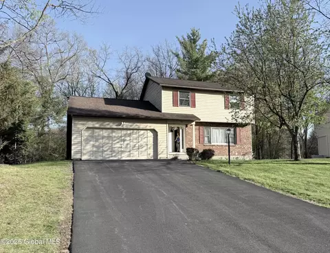 14 S Plum Poppy, Malta, NY 12020