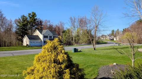17 Stone Crest Dr, Mechanicville, NY 12118 photo 36
