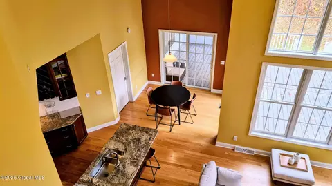 17 Stone Crest Dr, Mechanicville, NY 12118 photo 6