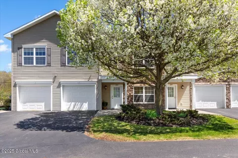 503 Worthington Ter, Wynantskill, NY 12198