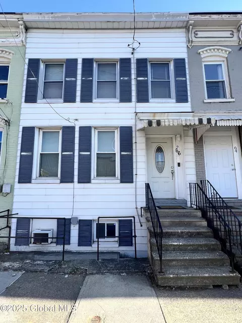 66 Jefferson St, Troy, NY 12180