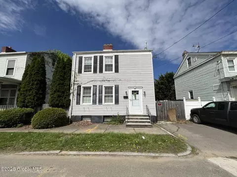 433 1st Ave, Watervliet, NY 12189
