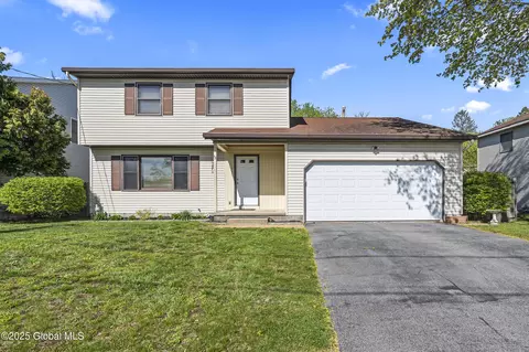 1745 Nora Ave, Schenectady, NY 12304