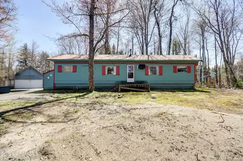 1616 State Route 8, Piseco, NY 12139