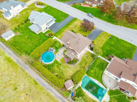 320 Dolan Dr, Schenectady, NY 12306 photo 48