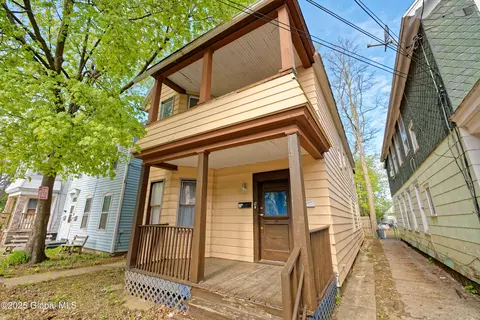 12 Paulding St, Schenectady, NY 12308 photo 3
