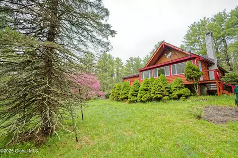 277 Camden Valley Rd, Shushan, NY 12873