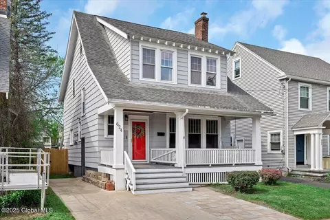 624 Morris St, Albany, NY 12208