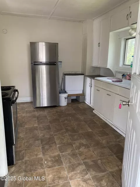 Kitchen - 658 E Main St, Cobleskill, NY 12043 photo 6 of 7