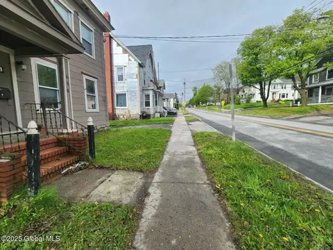 Exterior - 658 E Main St, Cobleskill, NY 12043 photo 9 of 10