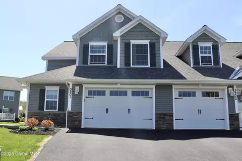 3201 Brunswick Meadows Way, Troy, NY 12182