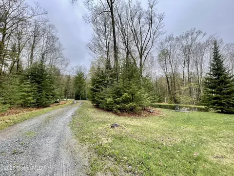 20 Smith Rd, Athol, NY 12810