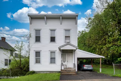 99 Breslin Ave, Cohoes, NY 12047
