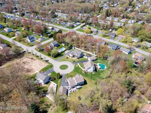 View/Area - 121 Day Spring Ct, Schenectady, NY 12306 photo 6 of 6