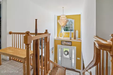Entry Way - 121 Day Spring Ct, Schenectady, NY 12306 photo 3 of 4