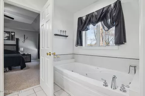 Other - 121 Day Spring Ct, Schenectady, NY 12306 photo 7 of 21