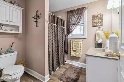 Other - 121 Day Spring Ct, Schenectady, NY 12306 photo 6 of 21