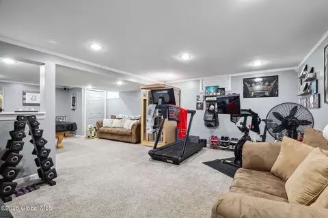 Other - 121 Day Spring Ct, Schenectady, NY 12306 photo 9 of 21