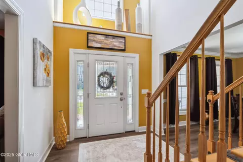 Entry Way - 121 Day Spring Ct, Schenectady, NY 12306 photo 1 of 4