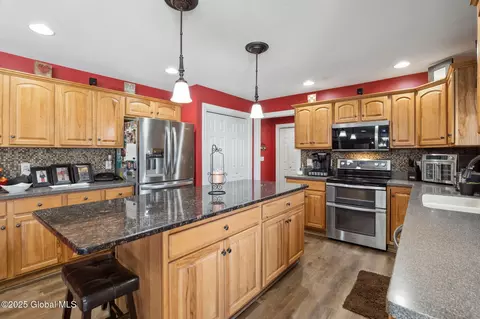 Kitchen - 121 Day Spring Ct, Schenectady, NY 12306 photo 1 of 4