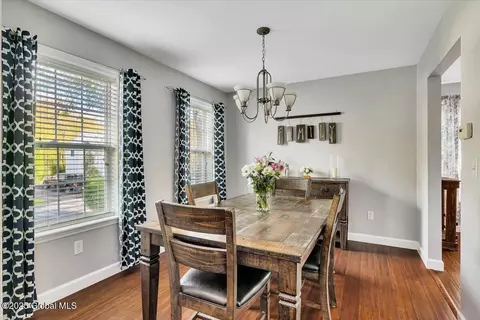 13 Willowbrook Ter, Clifton Park, NY 12065 photo 5