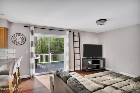 13 Willowbrook Ter, Clifton Park, NY 12065 photo 13