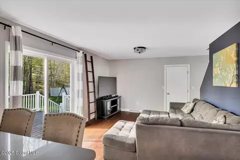 13 Willowbrook Ter, Clifton Park, NY 12065 photo 12