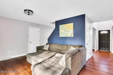 13 Willowbrook Ter, Clifton Park, NY 12065 photo 11