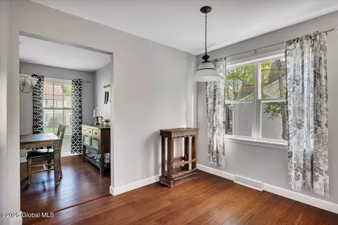 13 Willowbrook Ter, Clifton Park, NY 12065 photo 6