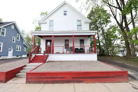 2346 William St, Schenectady, NY 12306