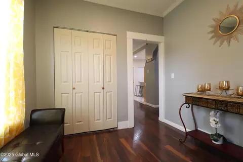 Entry Way - 2346 William St, Schenectady, NY 12306 photo 2 of 4