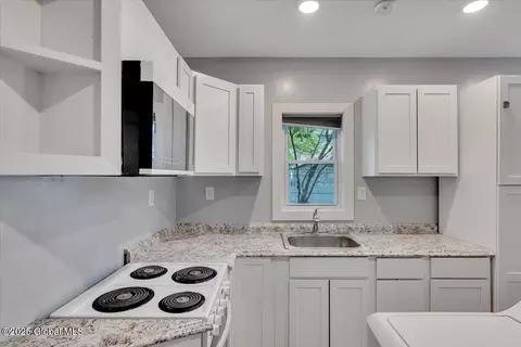 2 Pine St, Delmar, NY 12054 photo 25