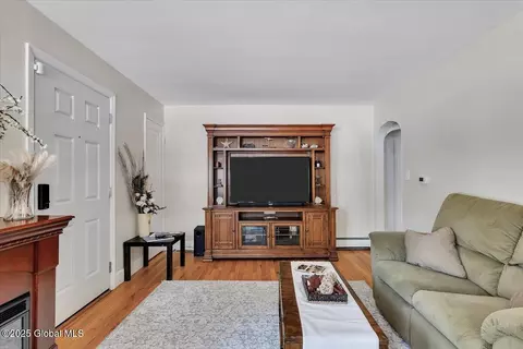 2 Pine St, Delmar, NY 12054 photo 5