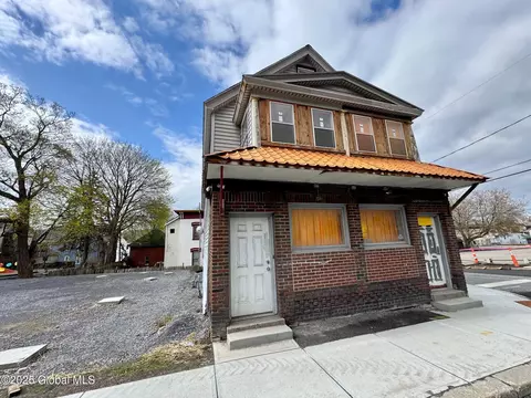 283 E Main St, Amsterdam, NY 12010