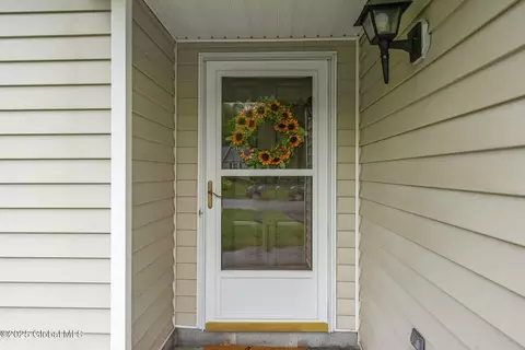 1045 Laural Ln, Ballston Spa, NY 12020 photo 3
