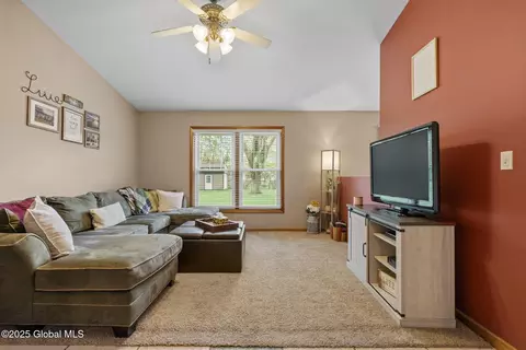 1045 Laural Ln, Ballston Spa, NY 12020 photo 8