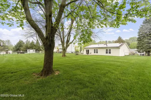 1045 Laural Ln, Ballston Spa, NY 12020 photo 32